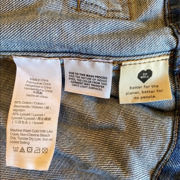 Denim Drawstring Military Shirt Jacket in Glenmar Wash - Picture 11 of 12